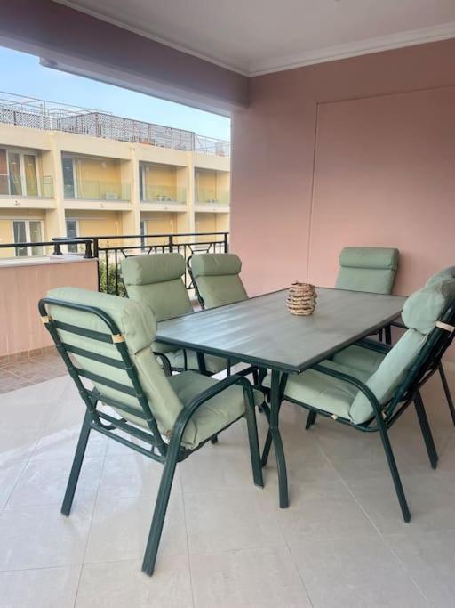 Mr. Sergio Apartment Ampavris 外观 照片